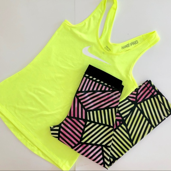 Nike Pants - SM/MED Nike top and Capri workout gym set